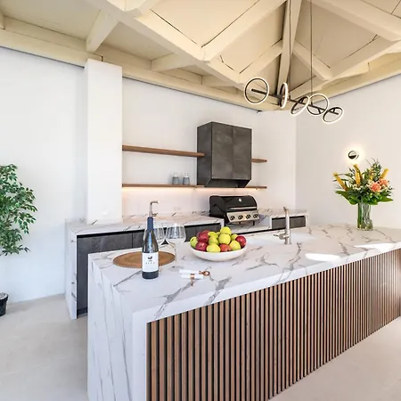 Vacation Marbella I Sunny Camelia Heated Pool, Recently Renovated, Residential Neighborhood In Benalmadena, Short Walk To The Beach, Cinema 别墅 贝纳尔马德纳